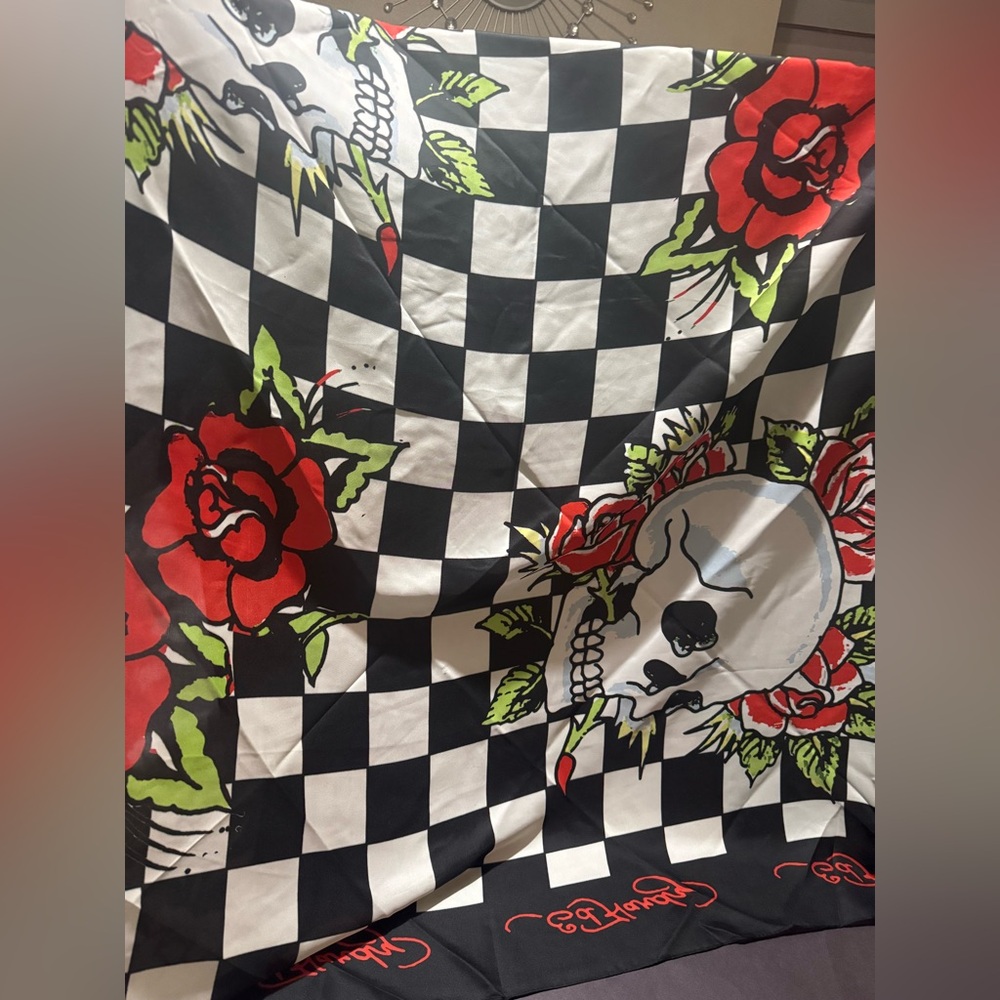 Ed Hardy Checkered Skull and Roses Scarf BNWT - Picture 6 of 9